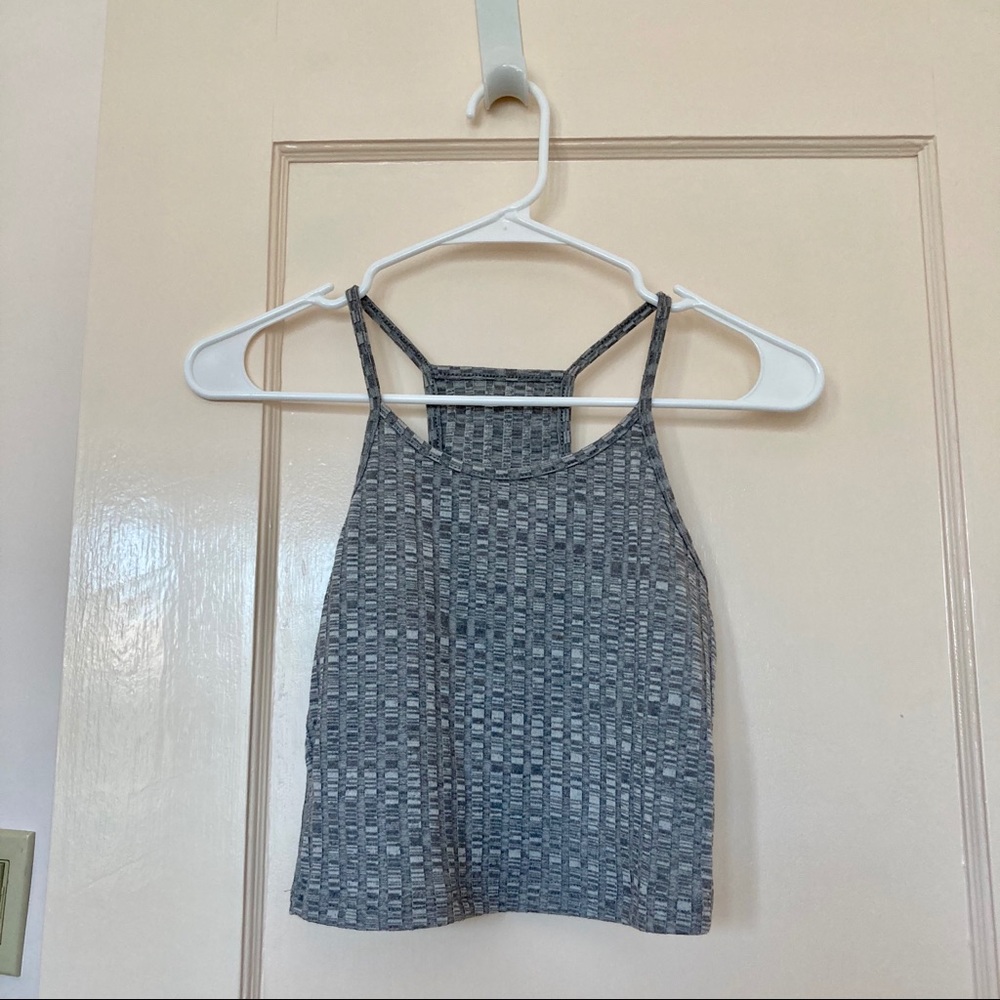 Gray cropped tank